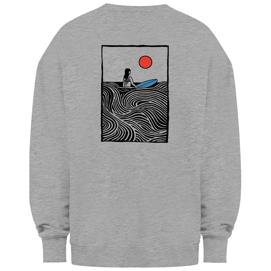 Meeresschatz – Unisex Sweater Surfergirl - Image 3